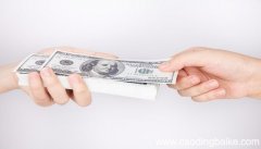 女人梦到钱被别人拿走是什么意思 女人梦到钱被别人拿走有什么