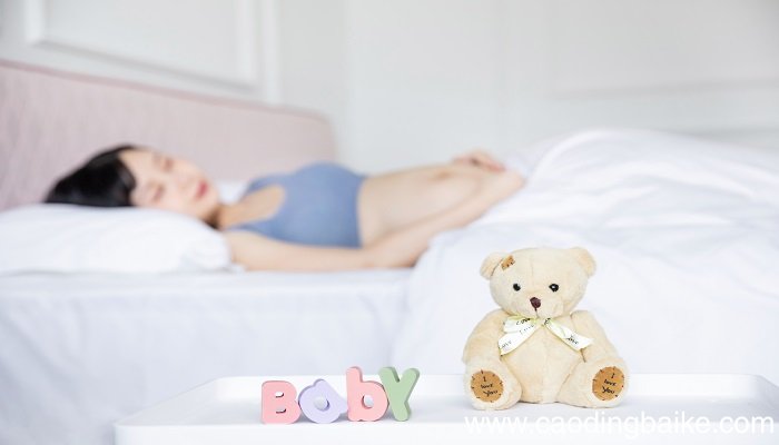 女人梦见自己洗头发是什么意思 女人梦见自己洗头发有什么预兆