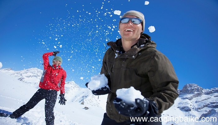 女人梦见下大雪什么意思 女人梦见下大雪什么预兆
