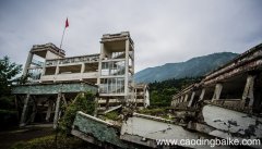 做梦梦到地震房子倒塌什么意思 做梦梦到地震房子倒塌什么预兆