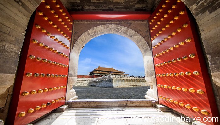 梦见经过门槛是什么意思 梦见经过门槛有什么预兆