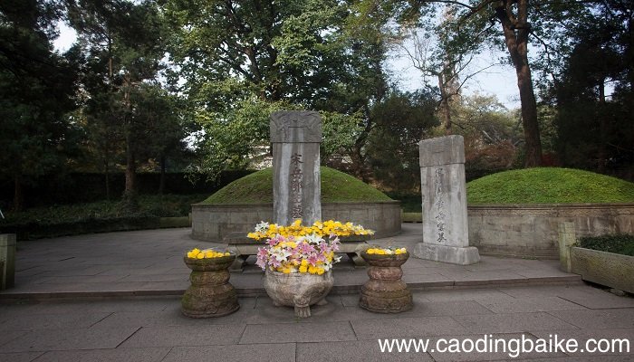 梦见上坟烧纸是什么意思 梦见上坟烧纸有什么预兆