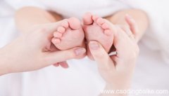 梦见被人抚摸是什么意思 梦见被人抚摸有什么预兆