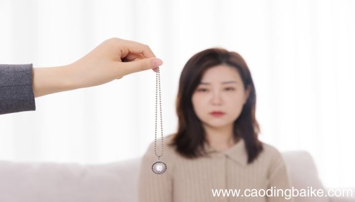 梦见催眠是什么意思 梦见催眠是什么预兆