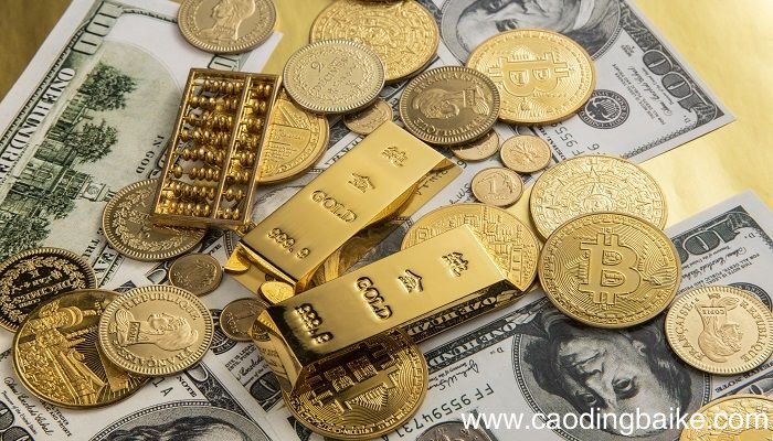梦见在山坡上捡硬币是什么意思 梦见在山坡上捡硬币有什么预兆