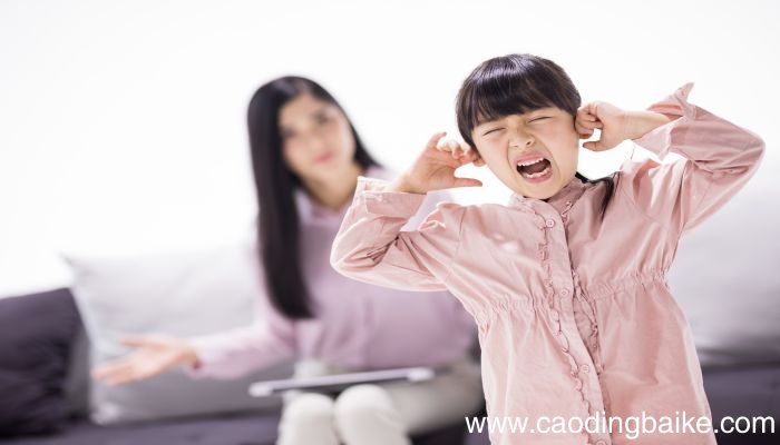 梦见跟老师吵架是什么意思 梦见跟老师吵架有什么预兆