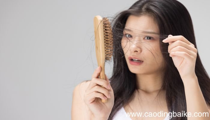 梦见女人披头散发是什么意思 梦见女人披头散发是什么预兆