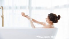 梦见仇人洗澡是什么意思 梦见仇人洗澡有什么预兆