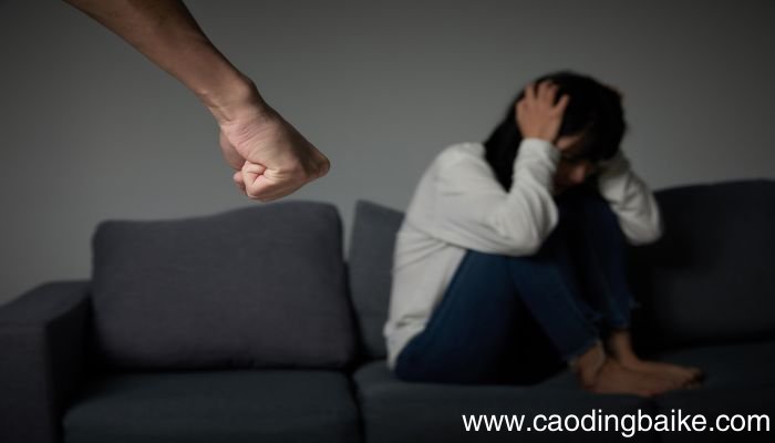 梦见打耳光 扇耳光是什么意思 梦见打耳光 扇耳光有什么预兆