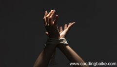 梦见劫持是什么意思 梦见劫持有什么预兆