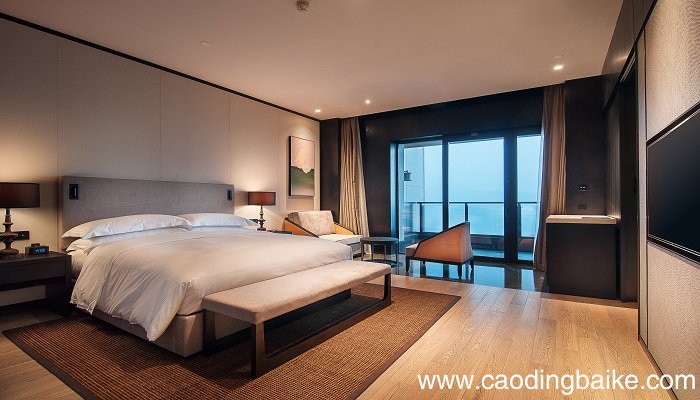 梦见叠被子、晒被子是什么意思 梦见叠被子、晒被子有什么预兆