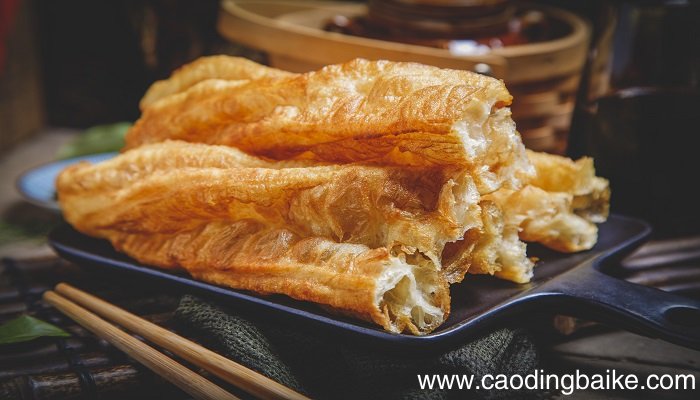 梦见吃油条是什么意思 梦见吃油条有什么预兆