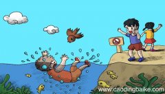 梦见有人推自己下水是什么意思 梦见有人推自己下水有什么预兆