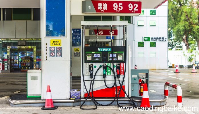 梦见加油站爆炸是什么意思 梦见加油站爆炸有什么预兆