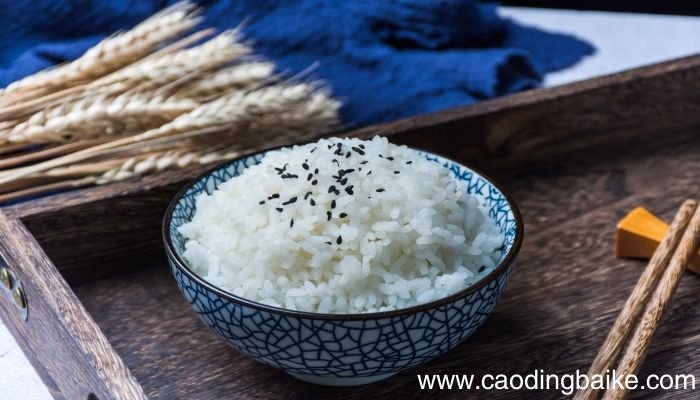 梦见吃米饭是什么意思 梦见吃米饭是什么预兆