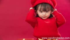 梦见穿红衣的人是什么意思 梦见穿红衣的人是什么预兆