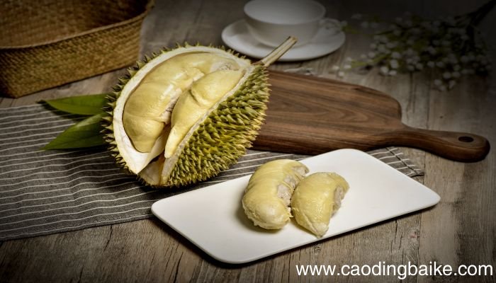 梦见吃榴莲是什么意思 梦见吃榴莲是什么预兆