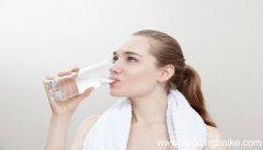 梦见吞咽是什么意思 梦见吞咽是什么预兆