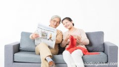 梦见看报纸是什么意思 梦见看报纸是什么预兆