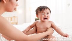 梦见在家里洗澡是什么意思 梦见在家里洗澡是什么预兆