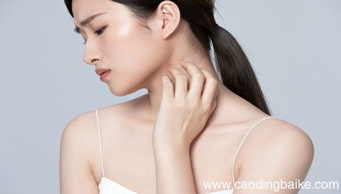 梦见脸上长痘是什么意思 梦见脸上长痘有什么预兆