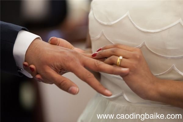 梦见前男友结婚什么意思 梦见前男友结婚