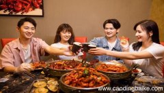 梦见有说有笑是什么意思 梦见有说有笑有什么预兆