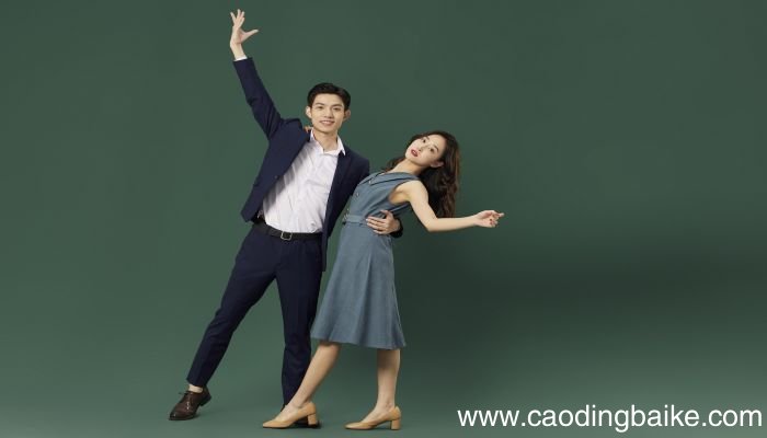 梦见女人跳舞是什么意思 梦见女人跳舞是什么预兆