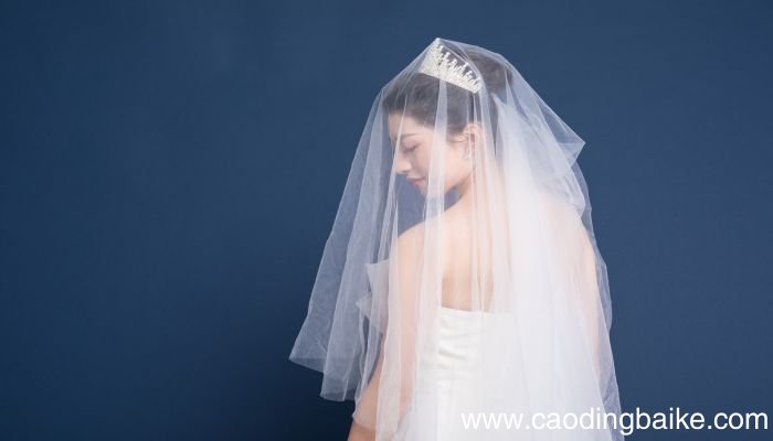 梦见拍婚纱照什么意思 梦见拍婚纱照预示什么