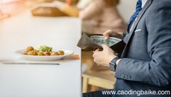 梦见偷别人的钱包是什么意思 梦见偷别人的钱包是什么预兆