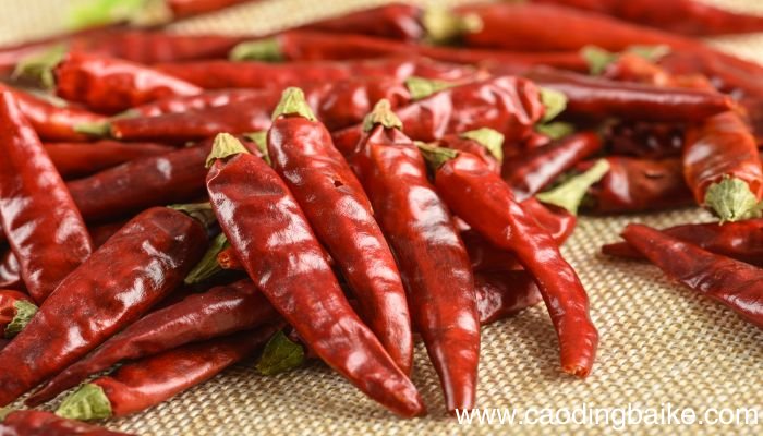 梦见摘辣椒是什么意思 梦见摘辣椒有什么预兆