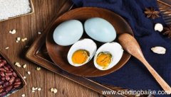 梦见拾鸡蛋是什么意思 梦见拾鸡蛋有什么预兆