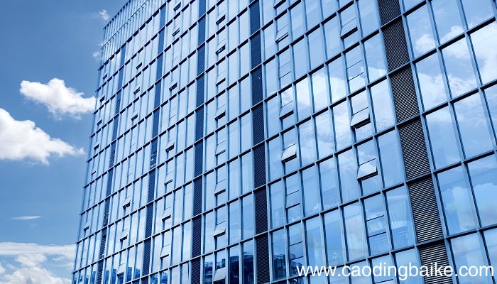 梦见玻璃是什么意思 梦见玻璃预示着什么