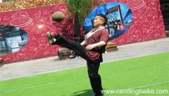 梦见蹴鞠是什么意思 梦见蹴鞠有什么预兆