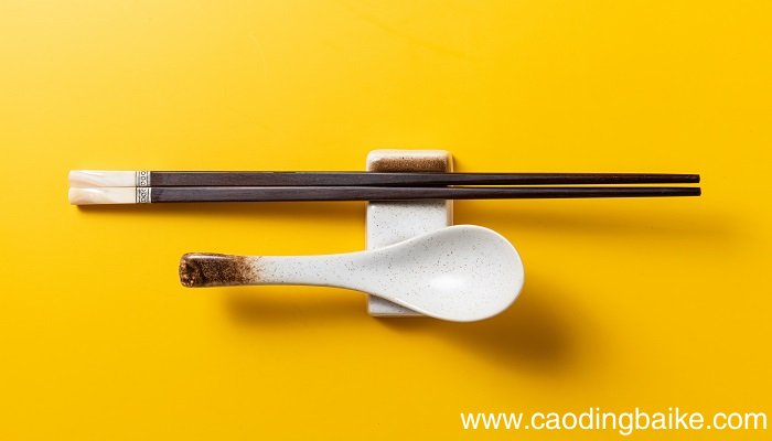 梦见筷子断了是什么意思 梦见筷子断了有什么预兆