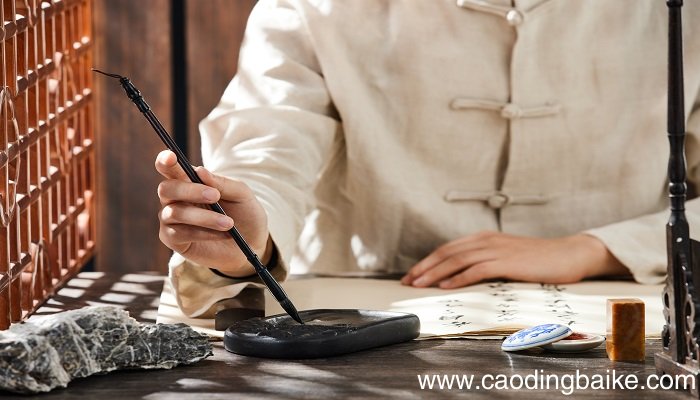 梦见书桌什么意思 梦见书桌预示什么