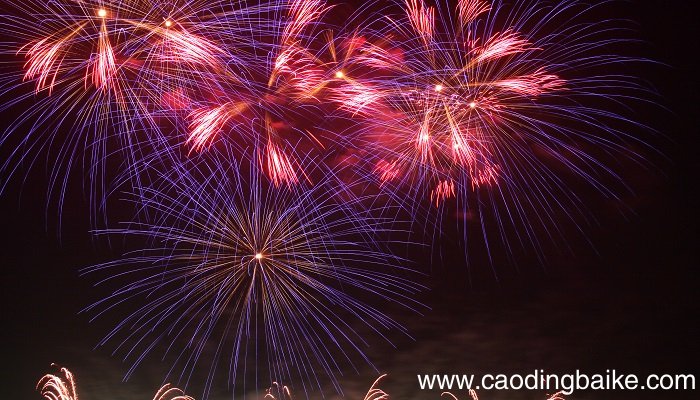 梦见烟火 烟花是什么意思 梦见烟火 烟花是什么意思