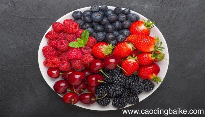 梦见黑草莓是什么意思 梦见黑草莓有什么预兆