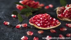 梦见石榴是什么意思 梦见石榴是什么预兆