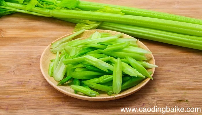 梦见水芹菜是什么意思 梦见水芹菜有什么预兆