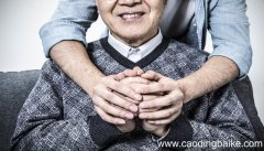 梦见已故的父亲是什么意思 梦见已故的父亲有什么预兆