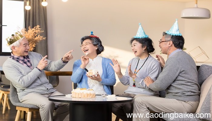 梦见老寿星是什么意思 梦见老寿星是什么预兆