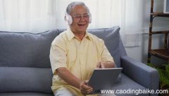 梦见老伯伯是什么意思 梦见老伯伯是什么预兆