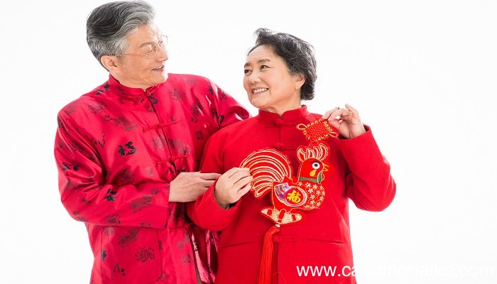 梦见爸爸妈妈是什么意思 梦见爸爸妈妈是什么预兆