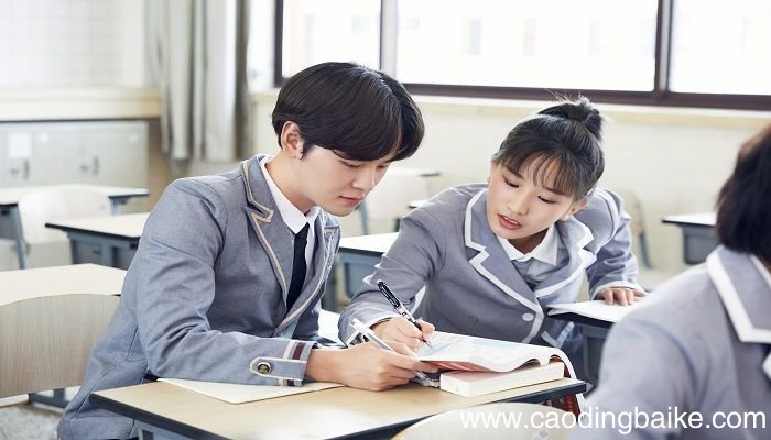 梦见初中同学什么意思 梦见初中同学预示什么