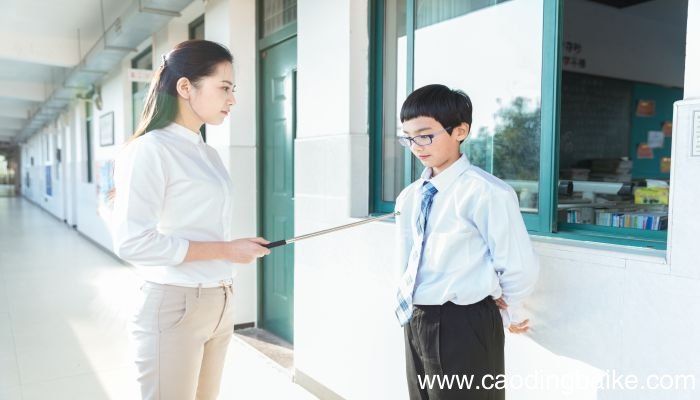 梦见初中老师什么意思 梦见初中老师预示什么