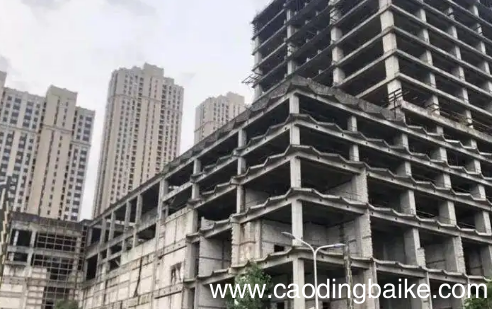 停工多久算烂尾楼 楼盘烂尾了资金监管能退钱吗
