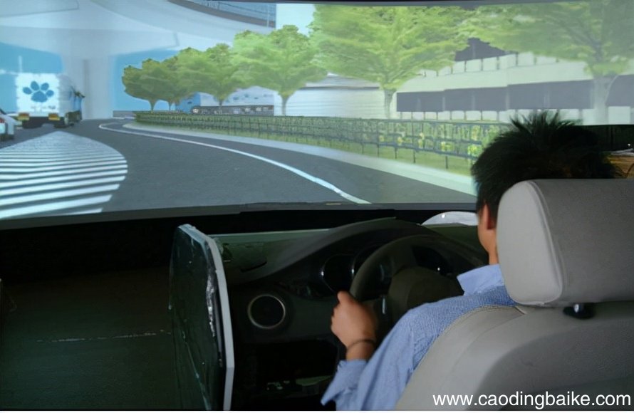 模拟方向盘仿真学车软件推荐 驾驶模拟系统行业
