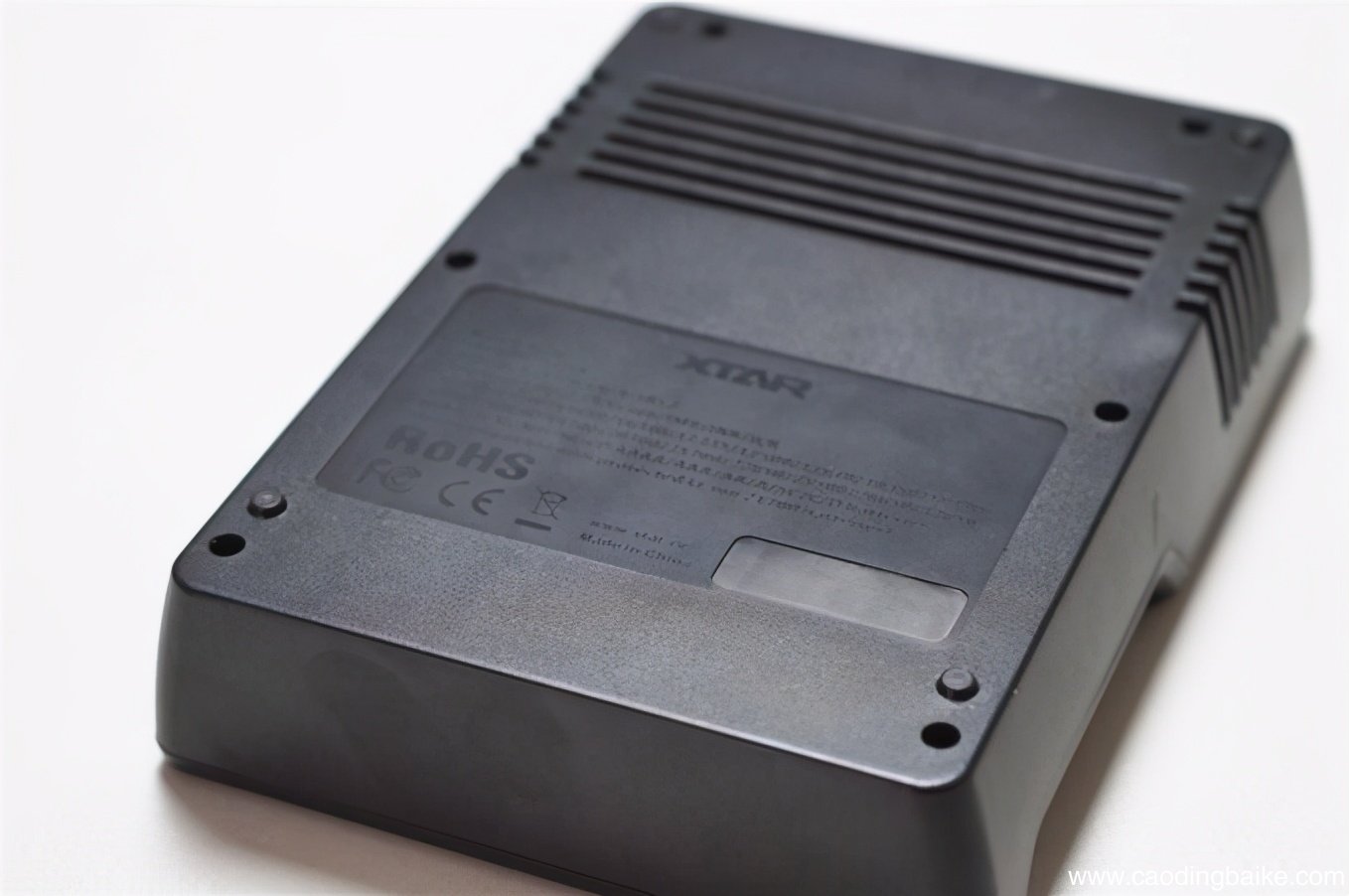 电瓶充电器品牌 万能充电器怎么使用