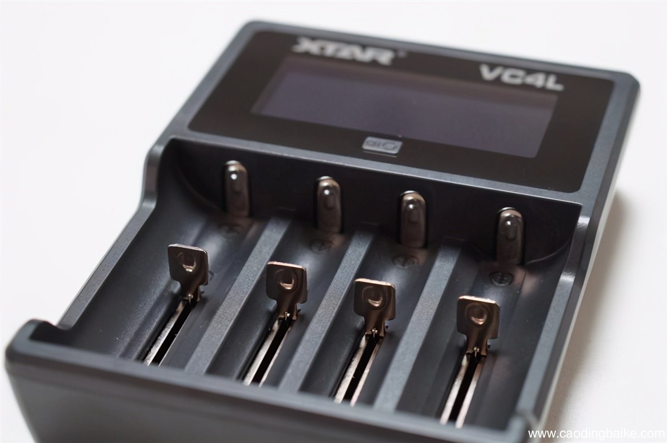 电瓶充电器品牌 万能充电器怎么使用